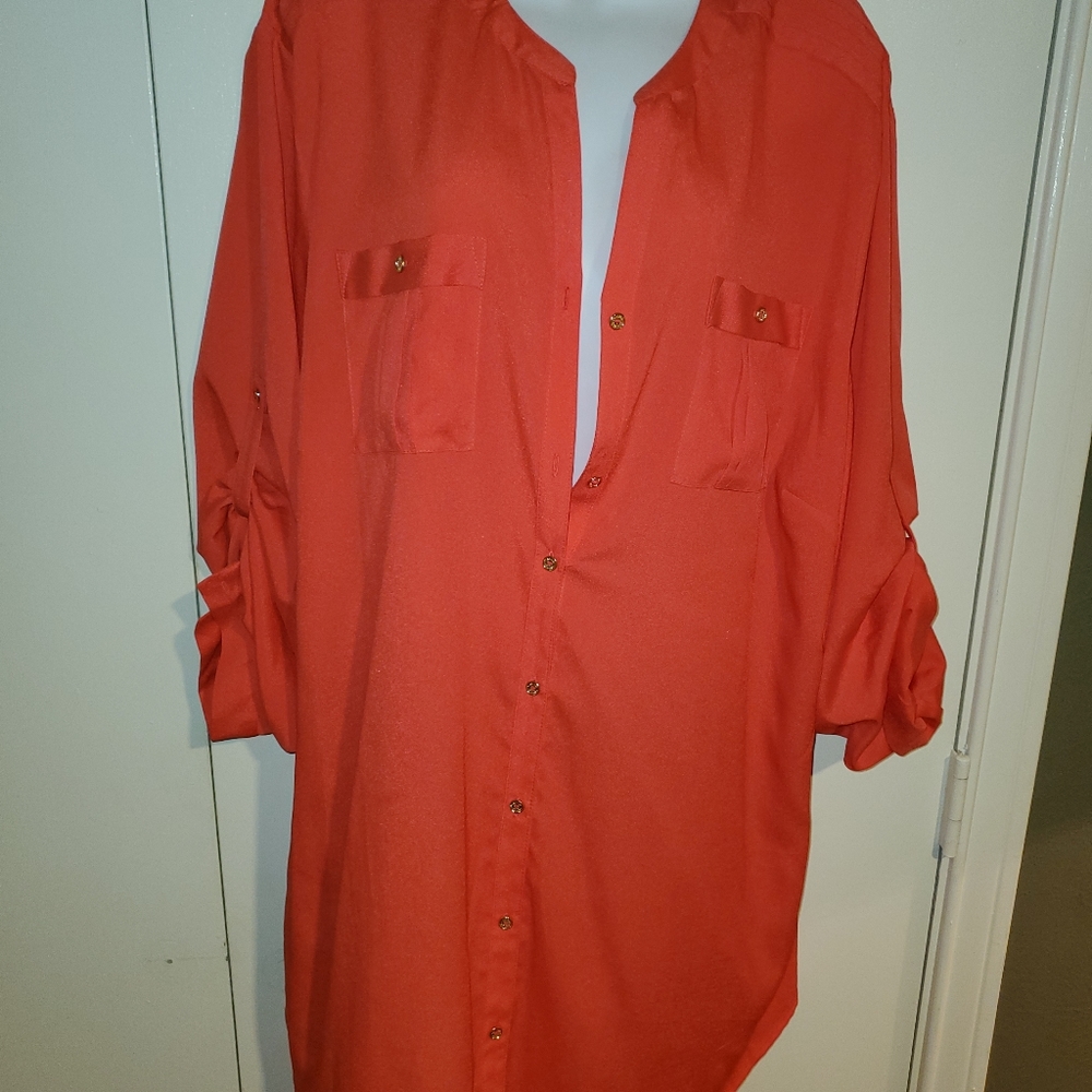 Peach color Calvin Klein 2x button up blouse